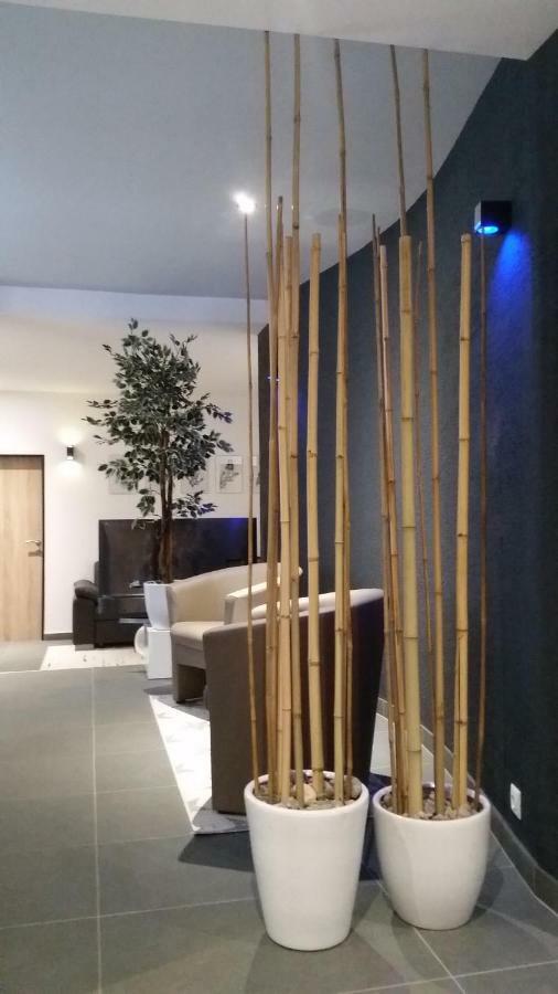 Apartman Tomas Lägenhet Košice Exteriör bild